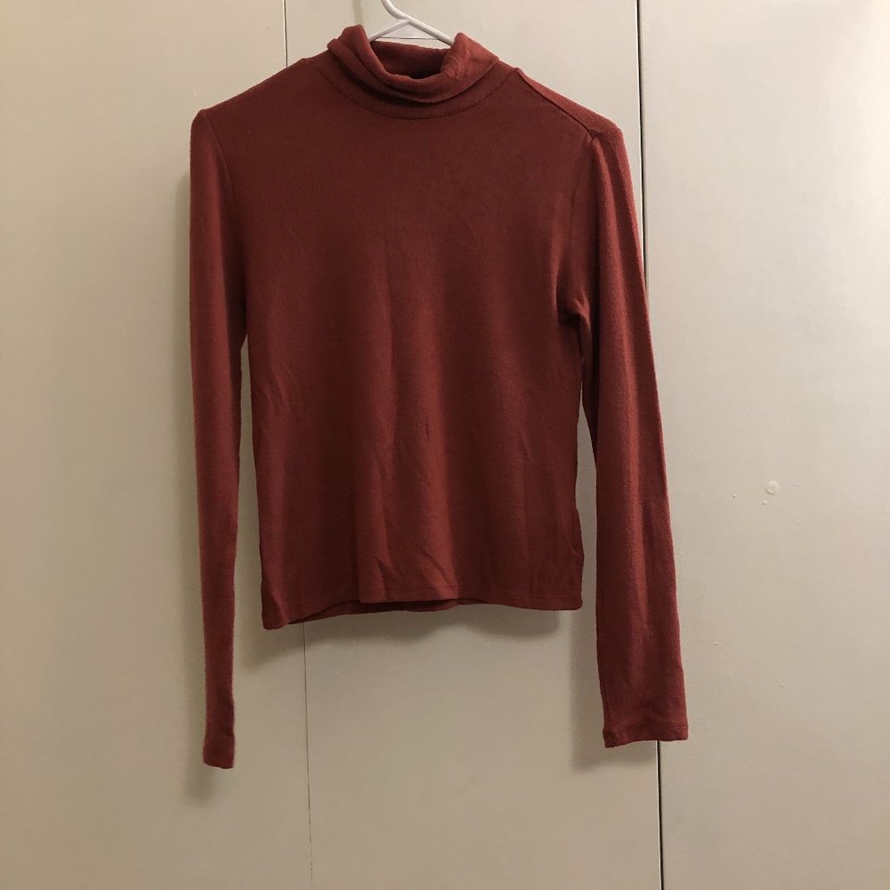 *3 for $20* Forever 21 orange turtleneck